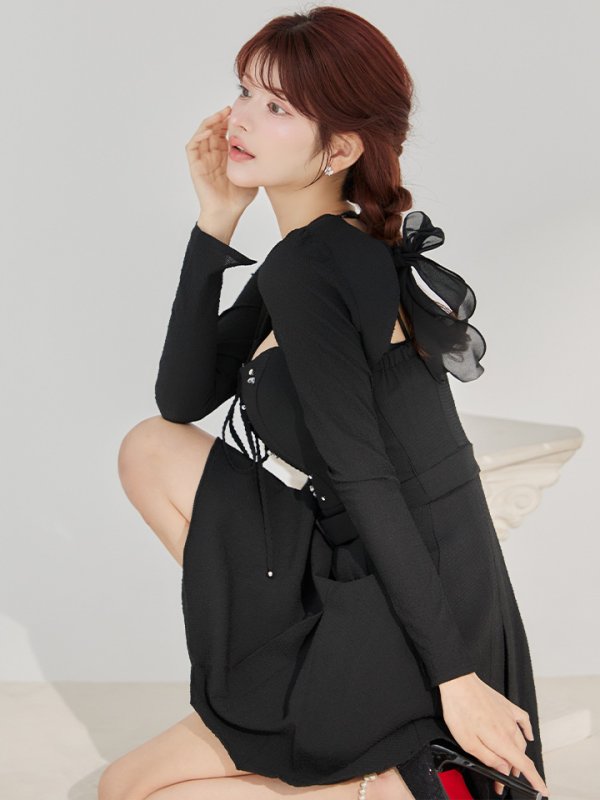 ブラック モデル：まりん　身長：164cm　着用サイズ：Sサイズ