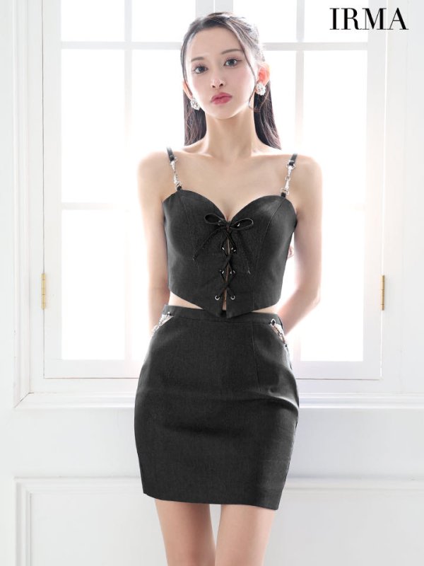 ブラックデニム　モデル：まおちゃる　身長：158cm　着用サイズ：Sサイズ