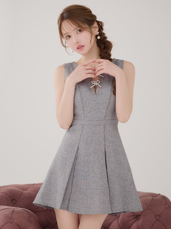 グレー モデル：ゆめ　身長：160cm　着用サイズ：Sサイズ