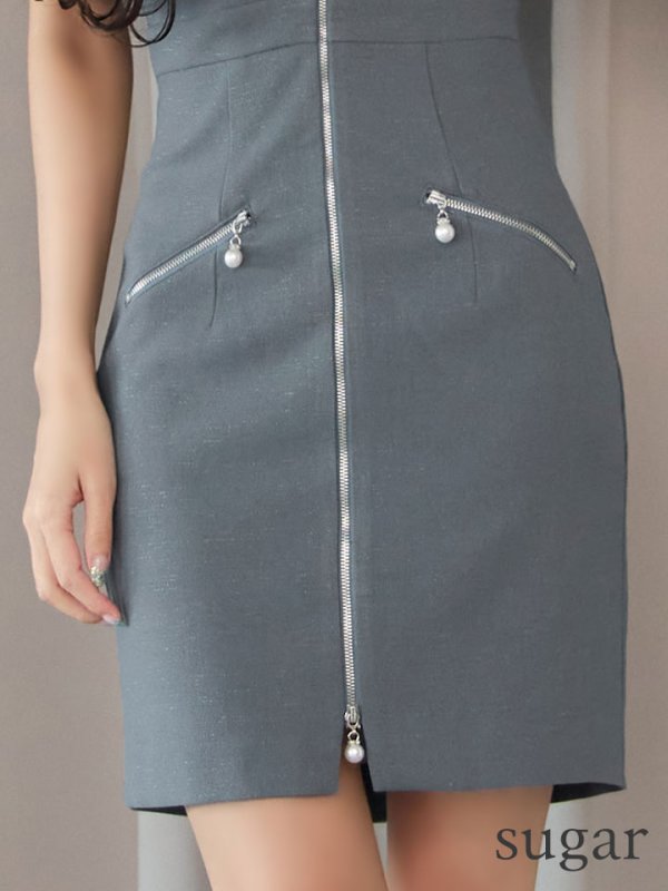 グレー　モデル：まおちゃる　身長：158cm　着用サイズ：Sサイズ