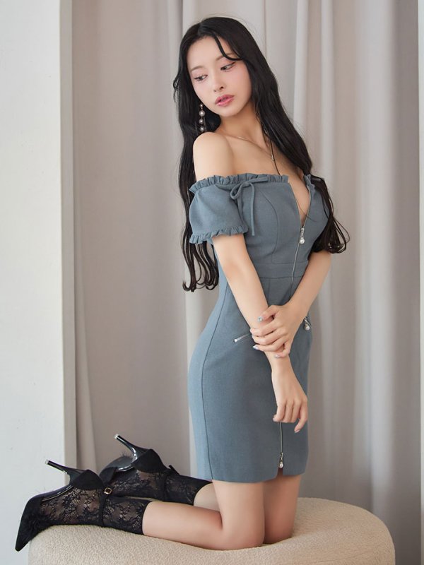 グレー　モデル：まおちゃる　身長：158cm　着用サイズ：Sサイズ