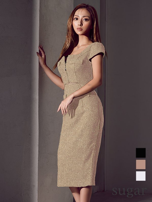  モカムース　モデル：カレン　身長：153cm　着用サイズ：7号（Sサイズ）