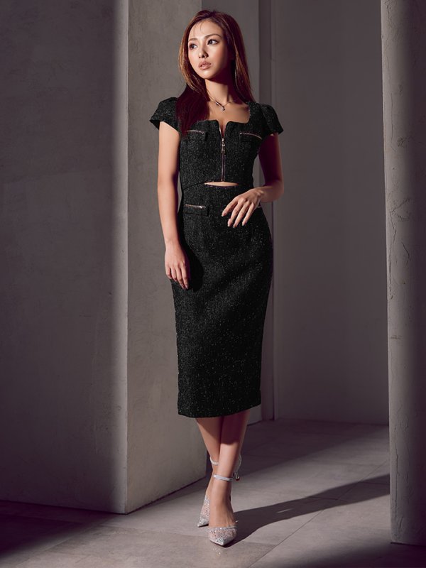 ブラック モデル：カレン　身長：153cm 着用サイズ：7号(Sサイズ)