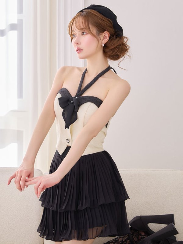 ホワイト×ブラック　モデル：ゆめ　身長：160cm　着用サイズ：Sサイズ