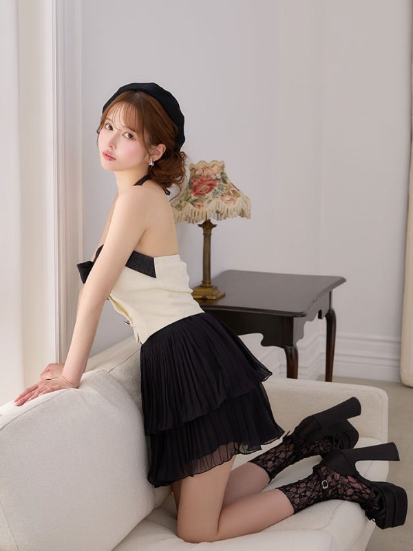 ホワイト×ブラック　モデル：ゆめ　身長：160cm　着用サイズ：Sサイズ