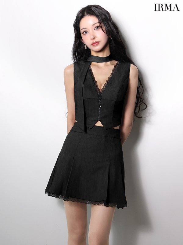 ブラック　モデル：まおちゃる　身長：158cm　着用サイズ：Sサイズ