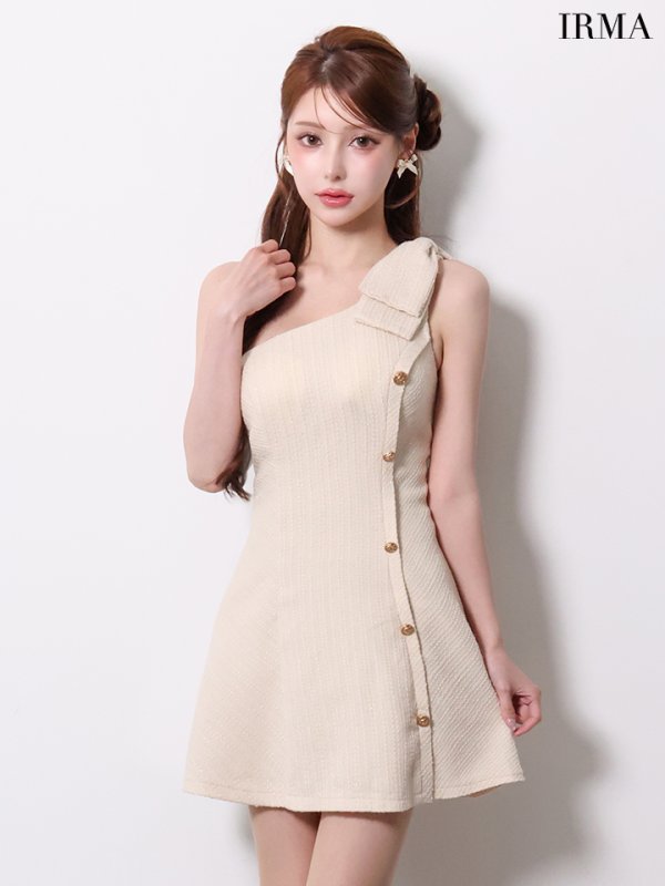 ベージュ　モデル：ももか　身長：156cm　着用サイズ：XSサイズ