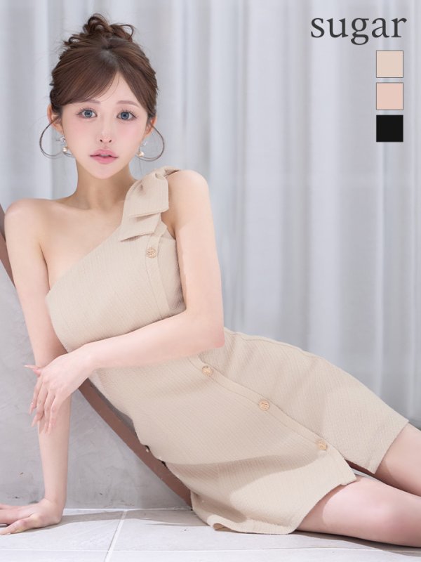 ベージュ　モデル：カルア　身長156cm　着用サイズ：Sサイズ