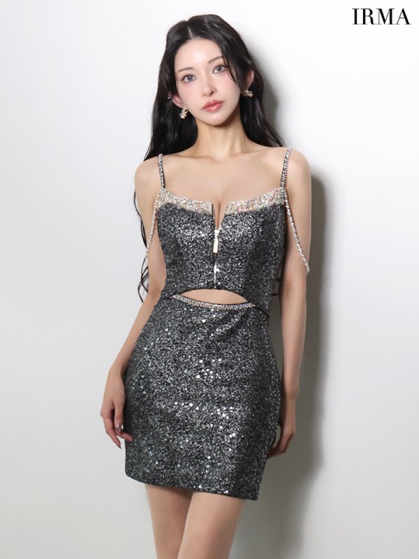 ブラックシルバー　モデル：まおちゃる　身長：158cm　着用サイズ：Sサイズ