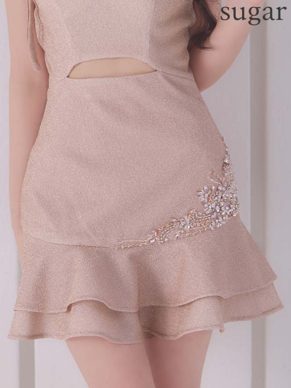 ピンクベージュ　モデル：かるあ　身長：156cm　着用サイズ：Sサイズ