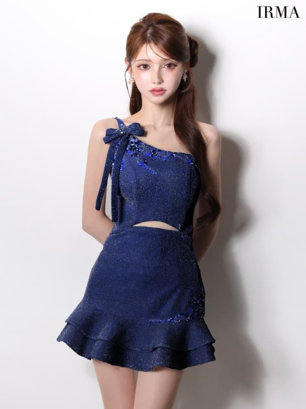 ダークブルー モデル：ももか　身長：156cm　着用サイズ：XSサイズ