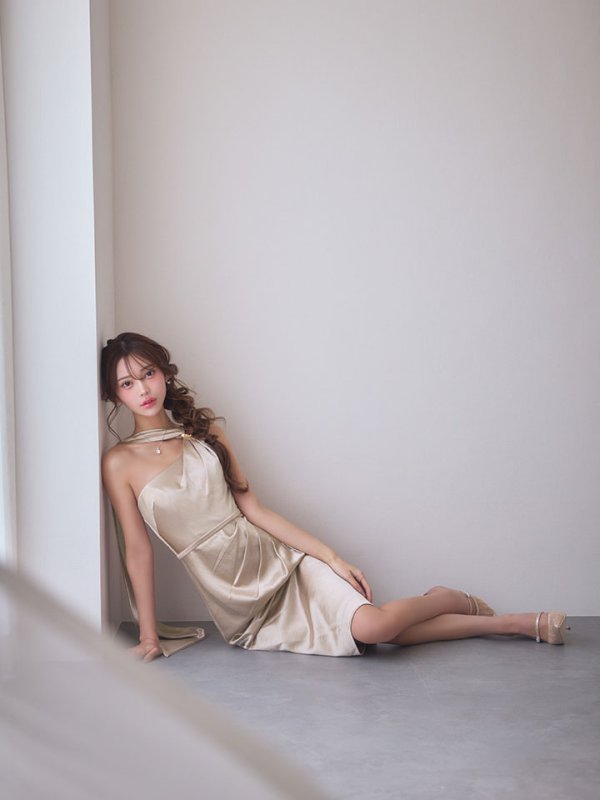 シャンパン　モデル：るりぴ　身長：165cm　着用サイズ：Sサイズ