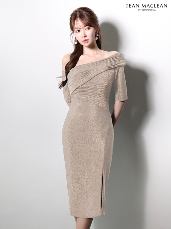 ブロンズ　モデル：ゆめ　身長：160cm　着用サイズ：Sサイズ