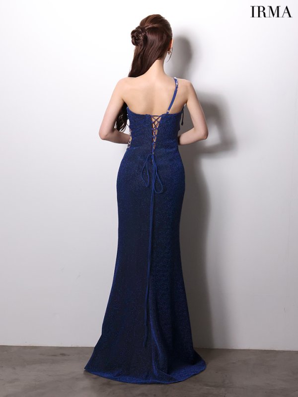 ダークブルー　モデル：ももか　身長：156cm　着用サイズ：Mサイズ