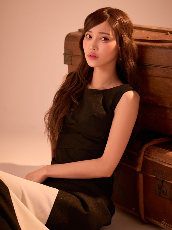 ブラック　モデル：るりぴ　身長：165cm　着用サイズ：Sサイズ