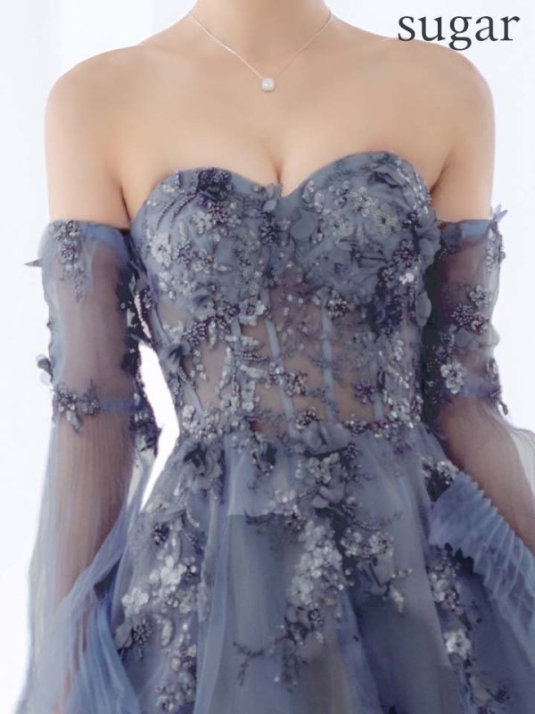 ロストブルー　モデル：るりぴ　身長：165cm　着用サイズ：Sサイズ