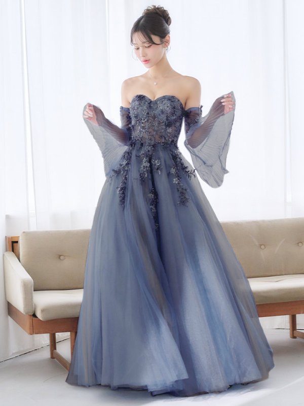 ロストブルー　モデル：るりぴ　身長：165cm　着用サイズ：Sサイズ