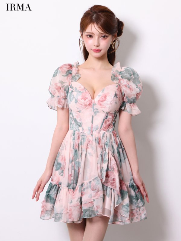 ピンク　モデル：ももか　身長：156cm　着用サイズ：XSサイズ