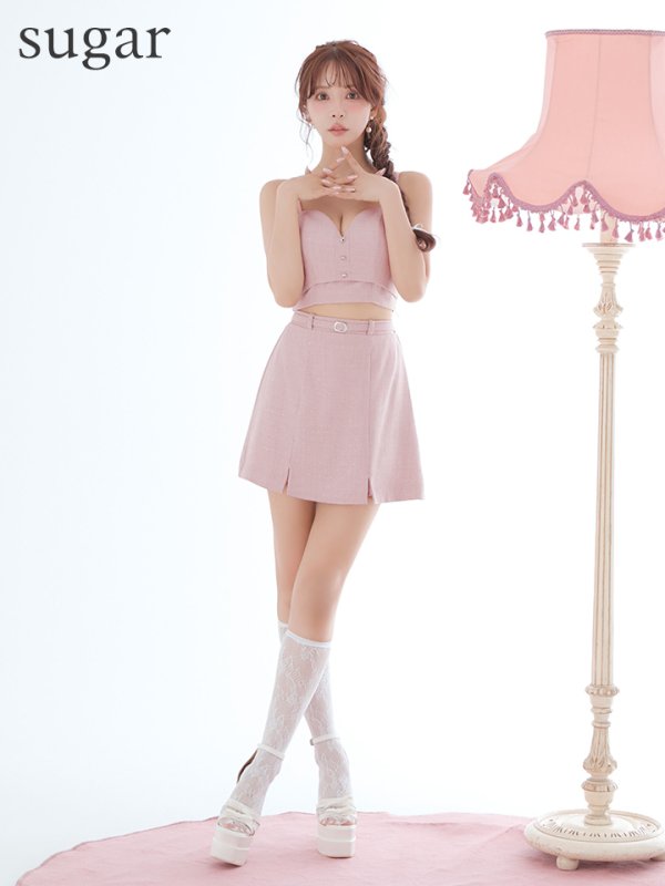 ピンク　モデル：三上悠亜　身長：159cm　着用サイズ：Sサイズ