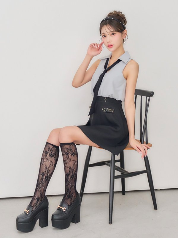 ライトグレーxブラック　モデル：るりぴ　身長：165cm　着用サイズ：Sサイズ