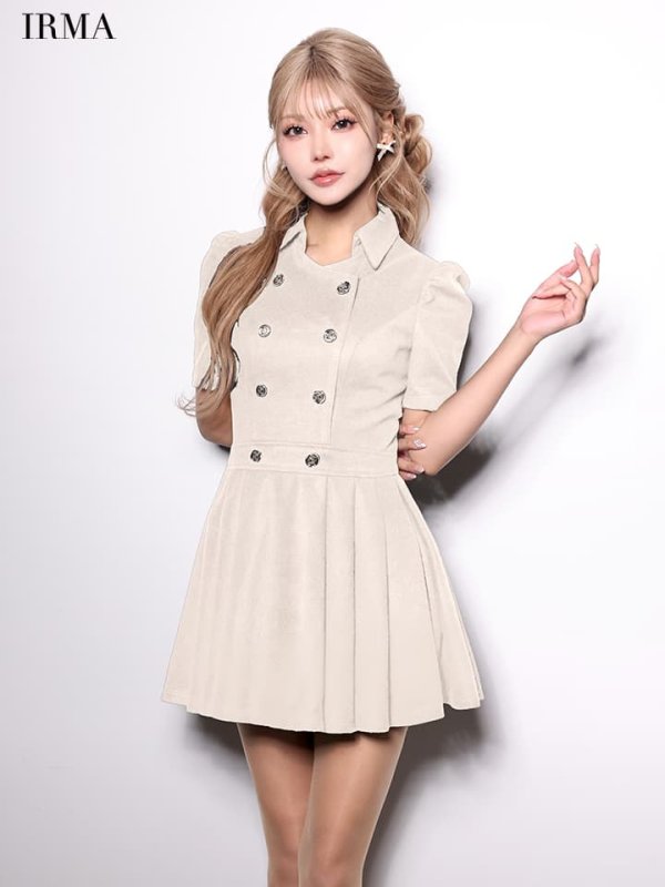 サンドベージュ モデル：如月れい　身長：156cm　着用サイズ：Sサイズ