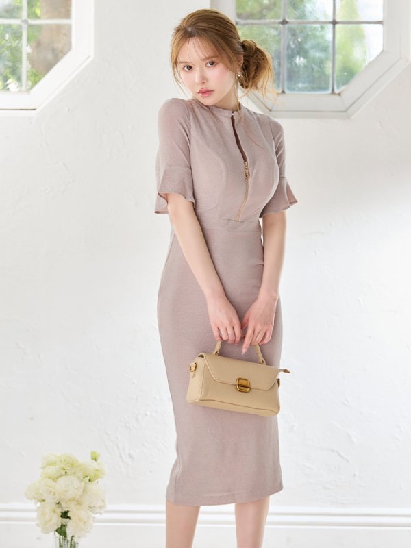 シャンパンローズ　モデル：ゆめ　身長：160cm　着用サイズ：Sサイズ