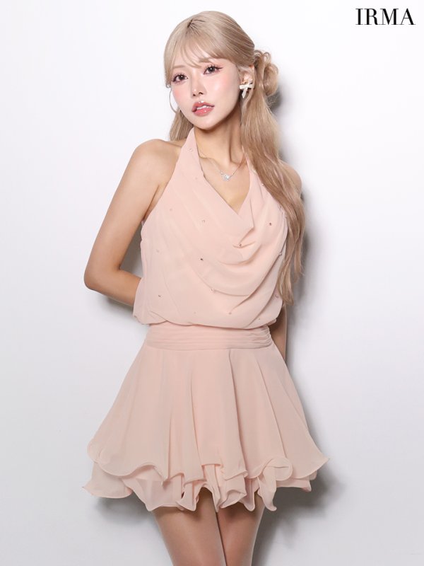 ピンクベージュ　モデル：如月れい　身長：156cm　着用サイズ：Sサイズ