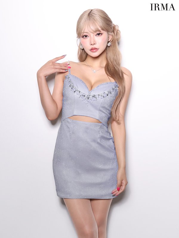 アイリスグレー　モデル：如月れい　身長：156cm　着用サイズ：Sサイズ