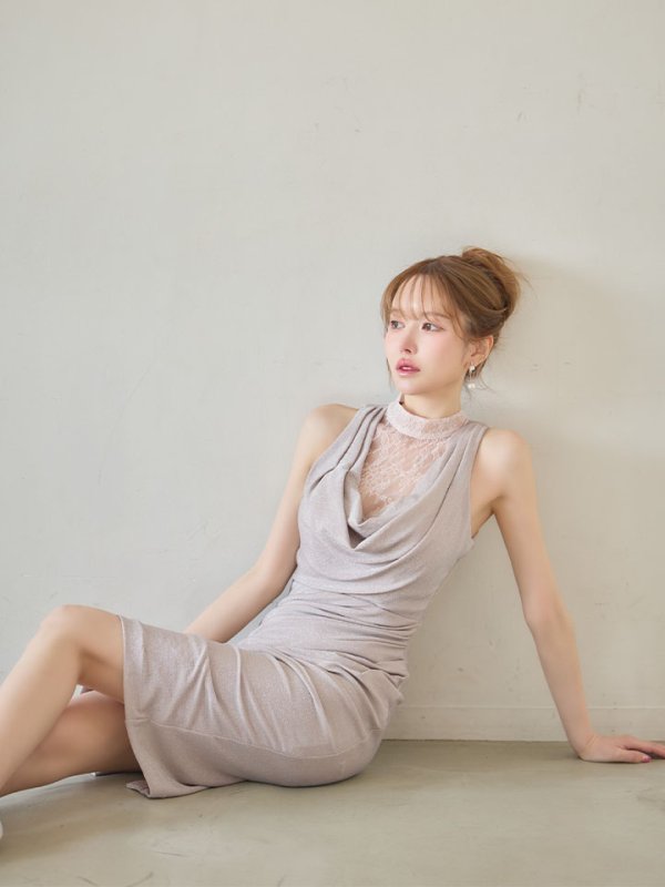 シャンパンローズ　モデル：ゆめ　身長：160cm　着用サイズ：Sサイズ