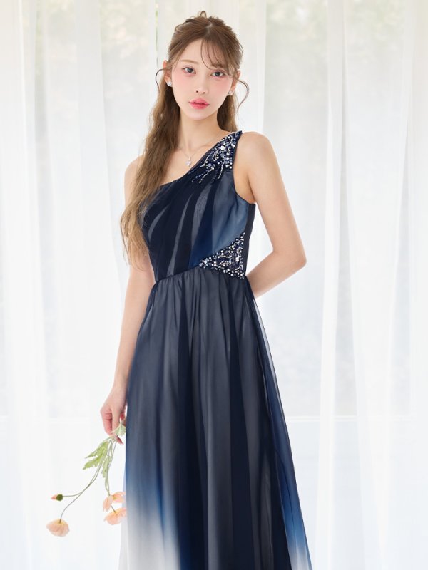 ネイビー　モデル：るりぴ　身長：165cm　着用サイズ：Sサイズ