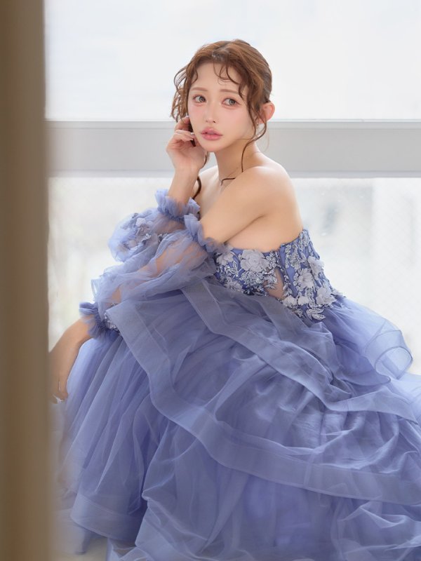 カラー　モデル：りな　身長：160cm　着用サイズ：Mサイズ