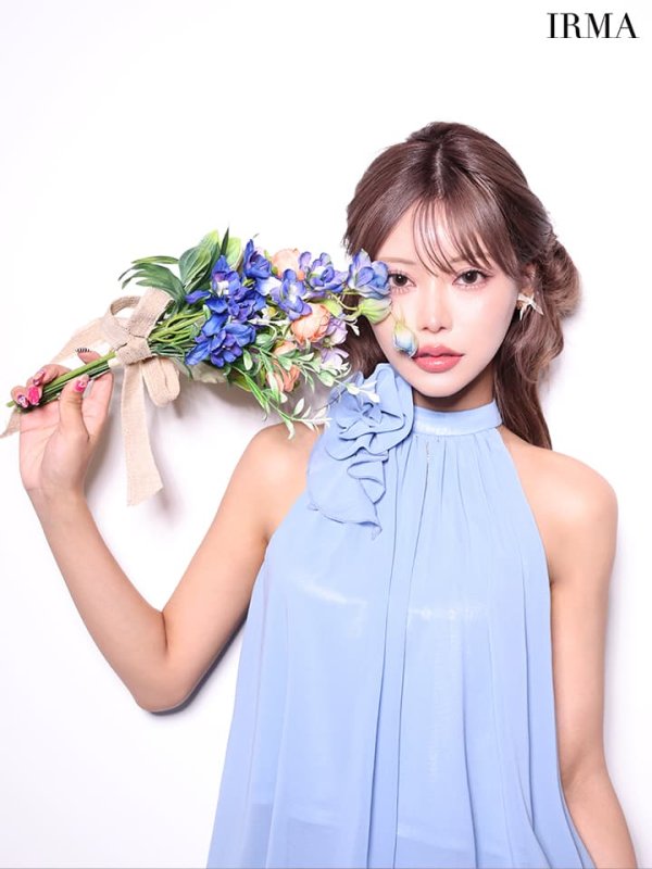 ブルー モデル：如月れい　身長：156cm　着用サイズ：Sサイズ