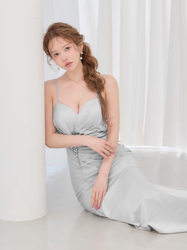 シルバー　モデル：ゆめ　身長：160cm　着用サイズ：Sサイズ