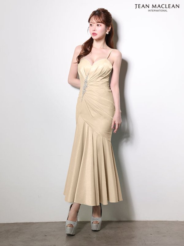 シャンパン　モデル：ゆめ　身長：160cm　着用サイズ：Sサイズ