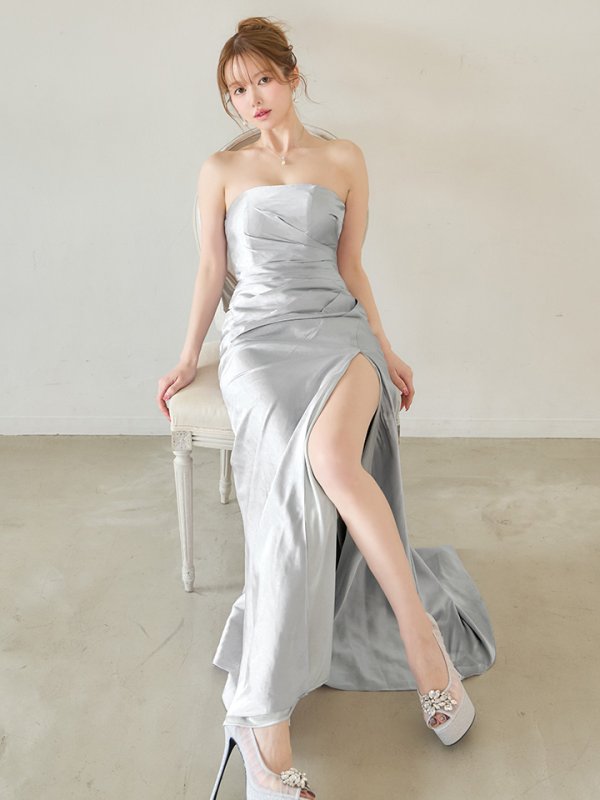 シルバー　モデル：ゆめ　身長：160cm　着用サイズ：Sサイズ