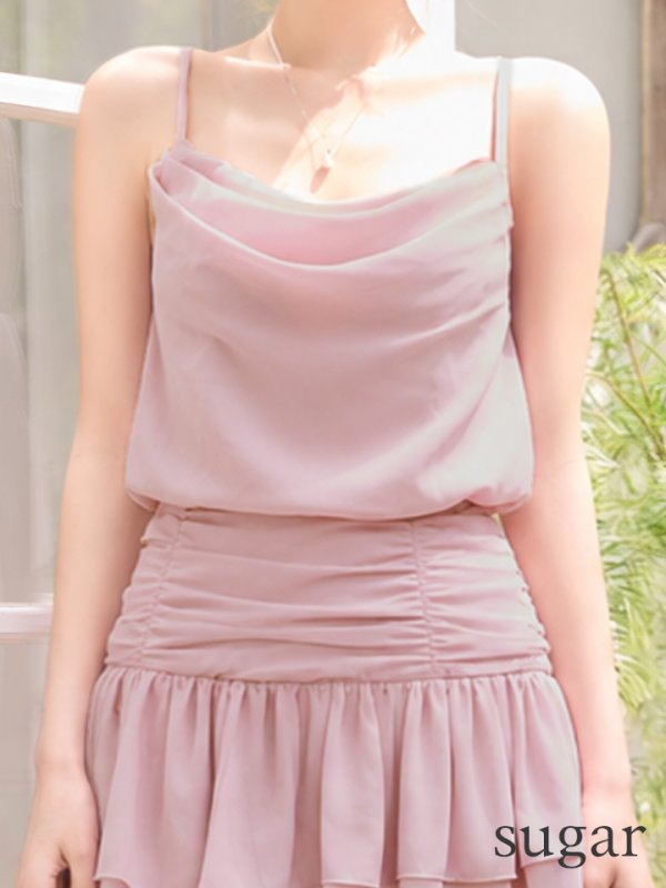ピンクベージュ モデル：まりん　身長：164cm　着用サイズ：Sサイズ