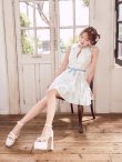 ブルー　モデル：三上悠亜　身長：159cm　着用サイズ：Sサイズ