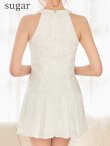 ホワイト　モデル：明日花キララ　身長：162cm 着用サイズ：Sサイズ