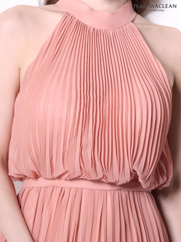 ダスティーピンク　モデル：ゆめ　身長：160cm　着用サイズ：Sサイズ