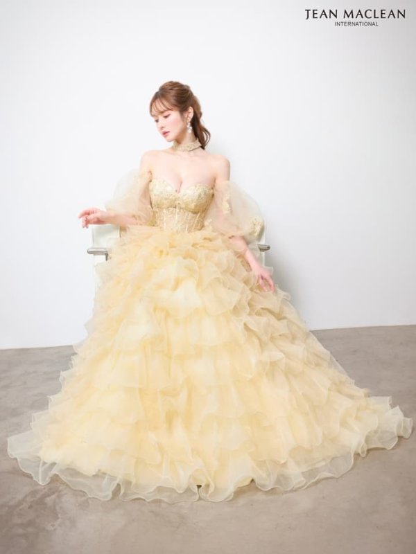 クリーム　モデル：ゆめ　身長：160cm　着用サイズ：Mサイズ
