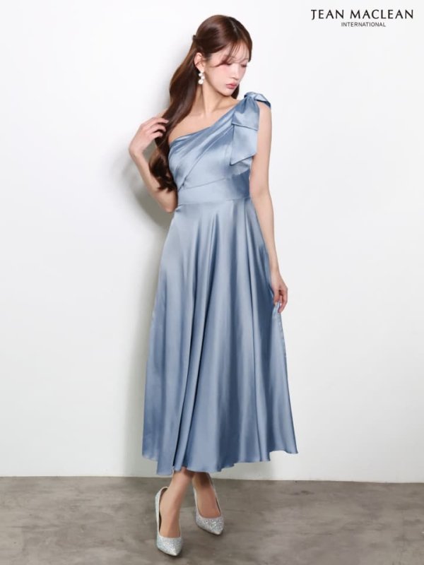 アースブルー　モデル：みほ　身長：162cm　着用サイズ：Sサイズ