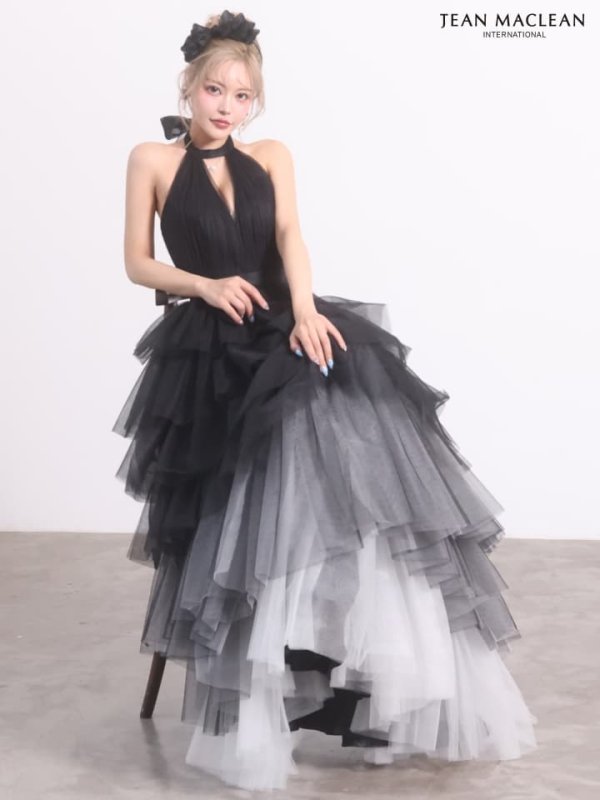 ブラック　モデル：如月れい　身長：156cm　着用サイズ：Mサイズ
