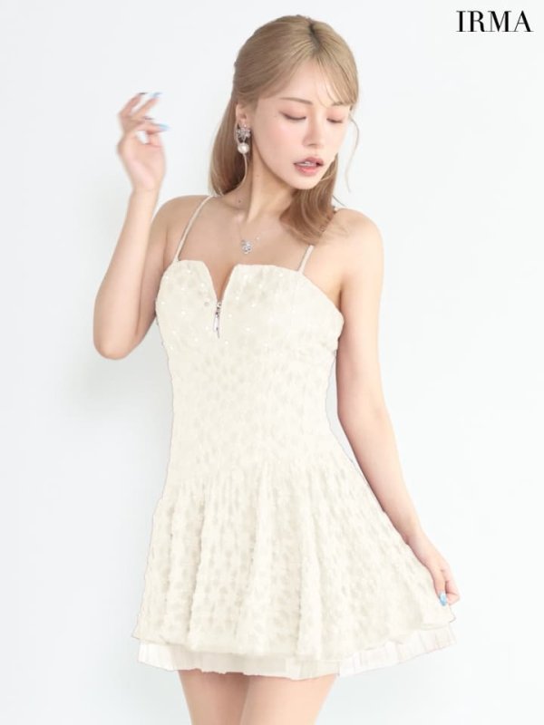 バニラ　モデル：如月れい　身長：156cm　着用サイズ：Sサイズ
