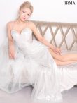 シルバー モデル：如月れい 身長：156cm 着用サイズ：Mサイズ