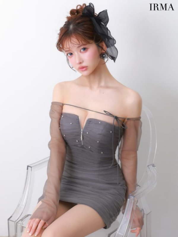 ダークグレー　モデル：飛鳥　身長：160cm　着用サイズ：XSサイズ