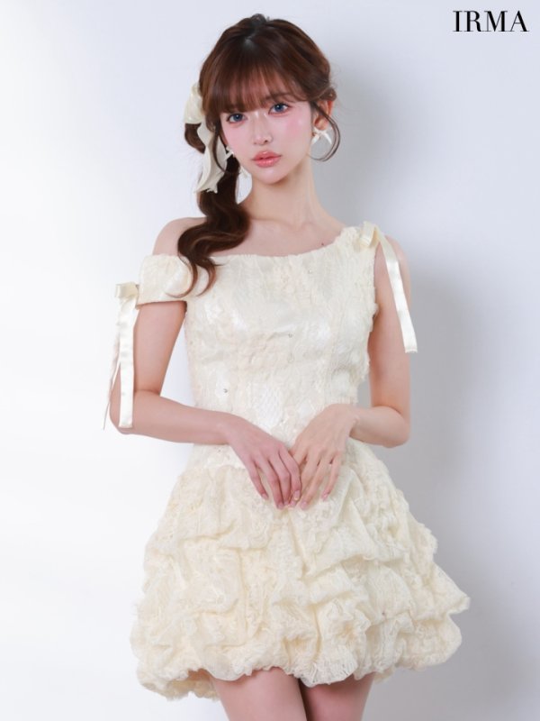 シャンパン　モデル：飛鳥　身長：160cm　着用サイズ：Sサイズ