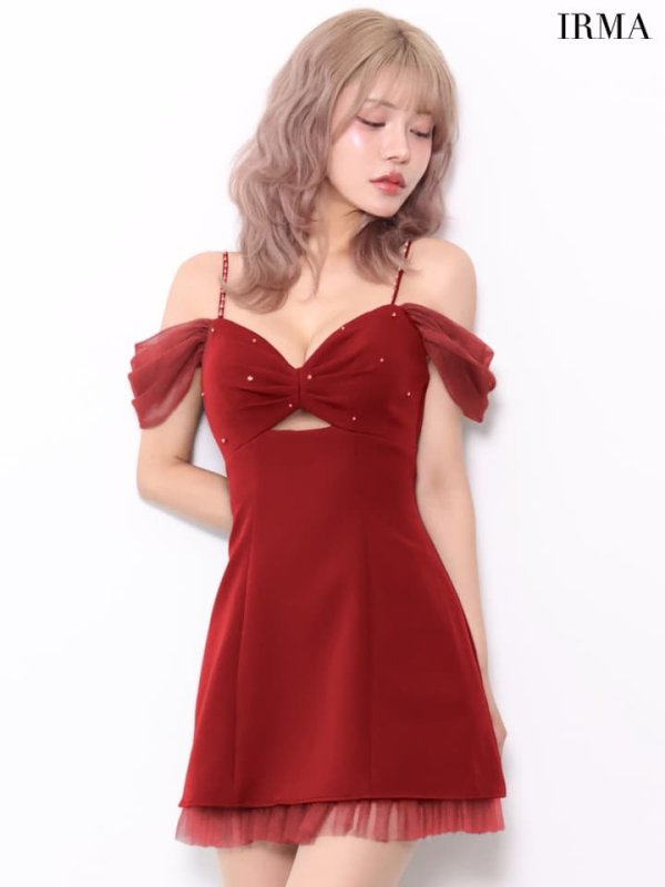 バーガンディ　モデル：如月れい　身長：156cm　着用サイズ：Sサイズ