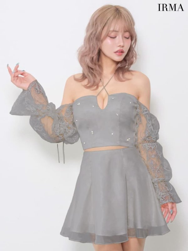 グレー　モデル：如月れい　身長：156cm　着用サイズ：Sサイズ