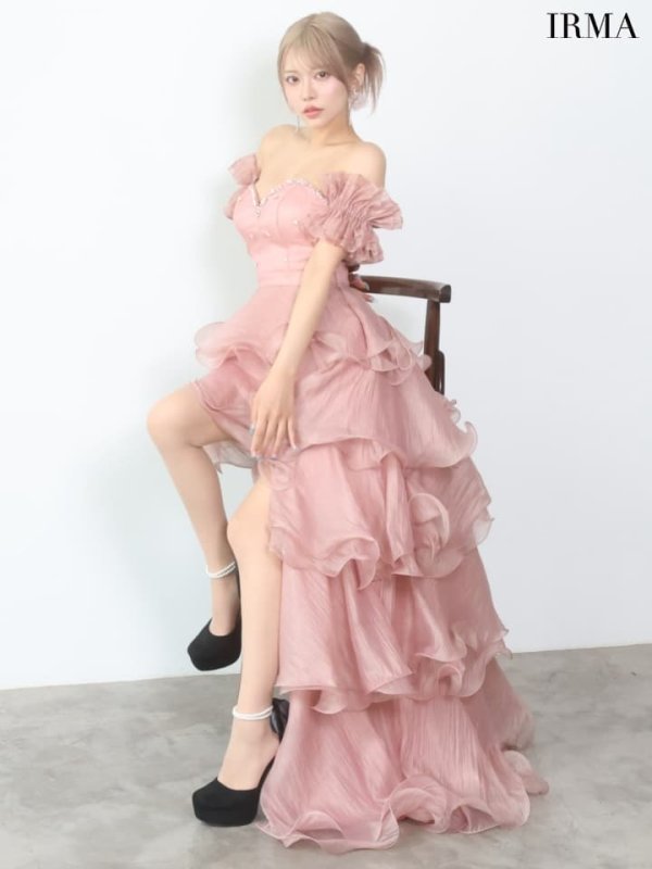 ローズベージュ　モデル：如月れい　身長：156cm　着用サイズ：Mサイズ