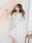 画像2: Lサイズあり!!【JEAN MACLEAN/ジャンマクレーン】フラワーレース/ 7分袖/ タイト/ ミディアム丈/ ミニドレス/ キャバドレス[HC02] (2)